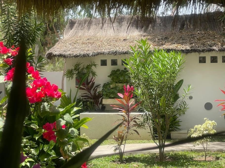 Oasis Club Villa Cap Skirring Buitenkant foto